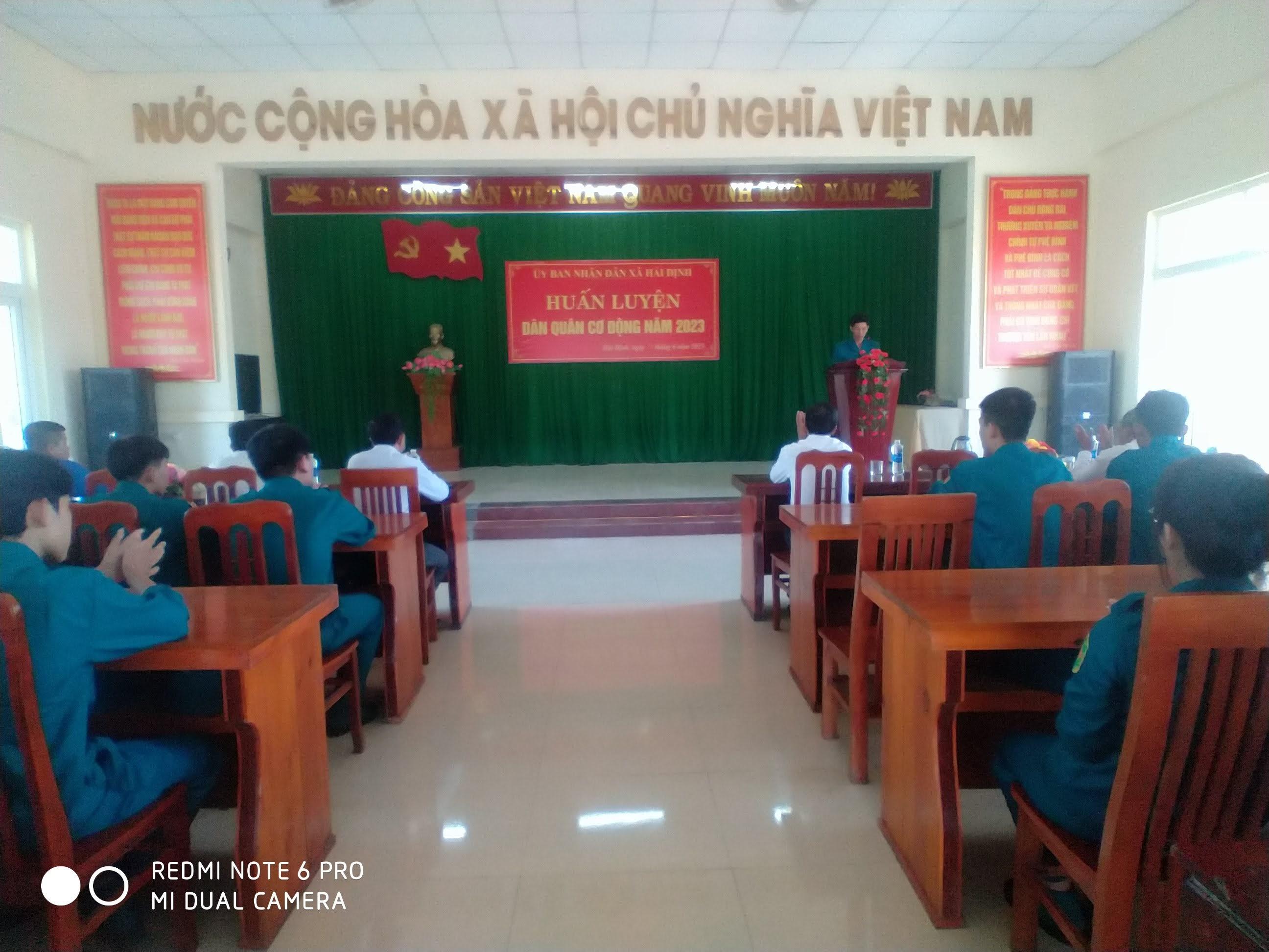 Hải Định khai mạc huấn luyện quân sự, giáo dục chính trị lực lượng dân quân năm 2023